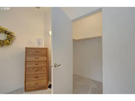 5101 NE 121st Avenue Vancouver WA 98682