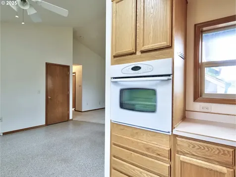 243 SE Harney Street Sheridan OR 97378