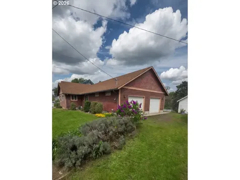 243 SE Harney Street Sheridan OR 97378