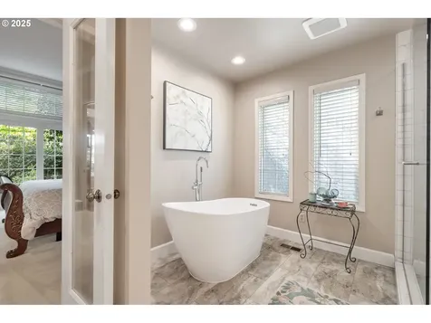 8305 NE 71st Street Vancouver WA 98662