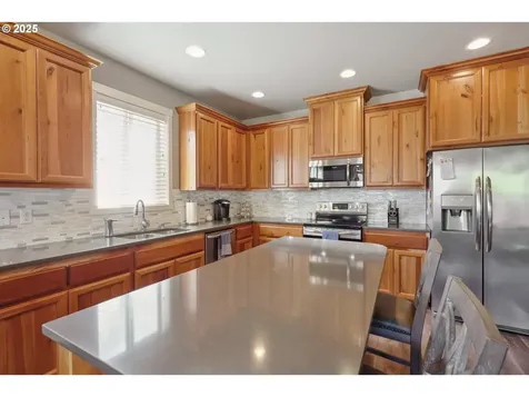 9500 NE 106th Way Vancouver WA 98662