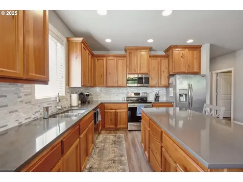 9500 NE 106th Way Vancouver WA 98662
