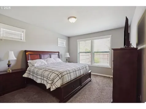 9500 NE 106th Way Vancouver WA 98662