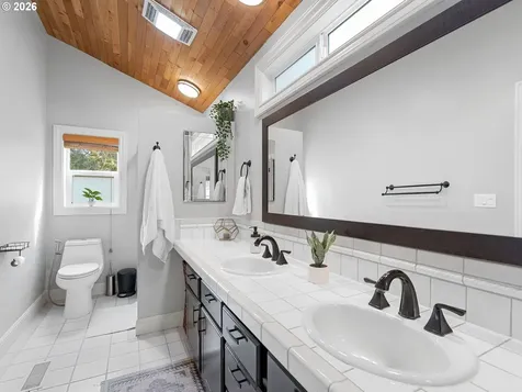 3444 SE Aldercrest Road Milwaukie OR 97222