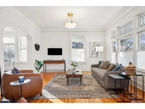 1908 NE Halsey Street Portland OR 97232