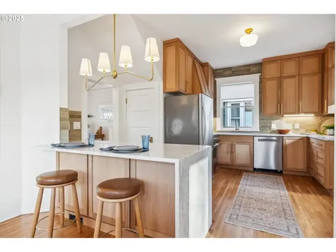 1908 NE Halsey Street Portland OR 97232
