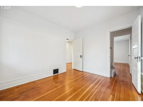 1908 NE Halsey Street Portland OR 97232