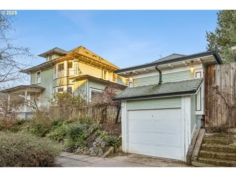 1908 NE Halsey Street Portland OR 97232