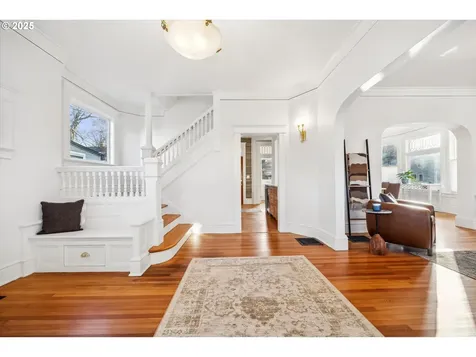 1908 NE Halsey Street Portland OR 97232