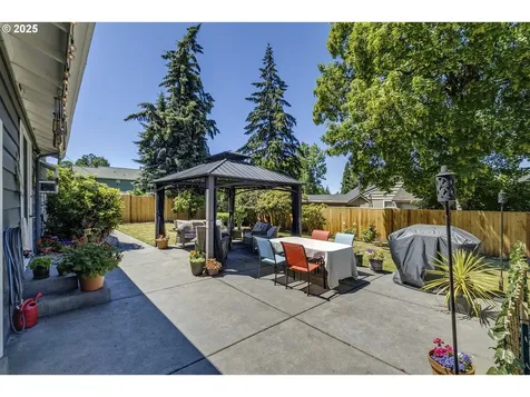 10345 SW 80th Avenue Portland OR 97223