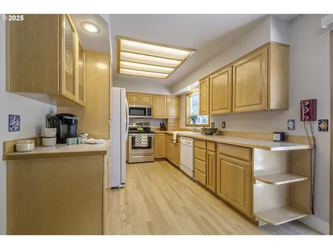 10345 SW 80th Avenue Portland OR 97223