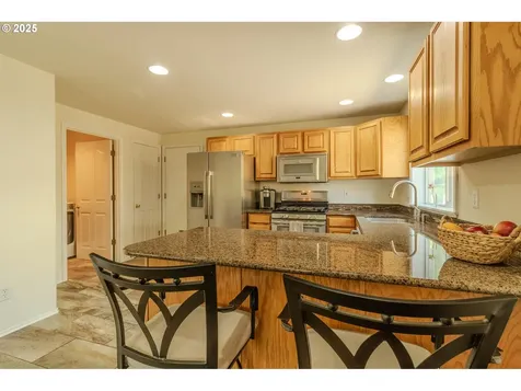 228 NW Fairhaven Lane Dallas OR 97338