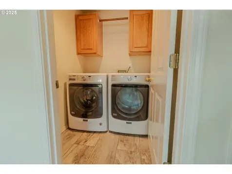228 NW Fairhaven Lane Dallas OR 97338