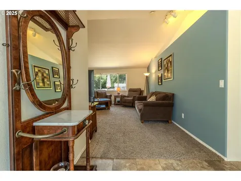 228 NW Fairhaven Lane Dallas OR 97338