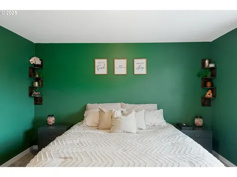 301 W 17th Street Lafayette OR 97127