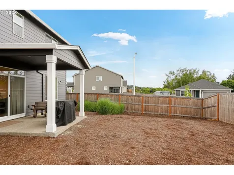 301 W 17th Street Lafayette OR 97127