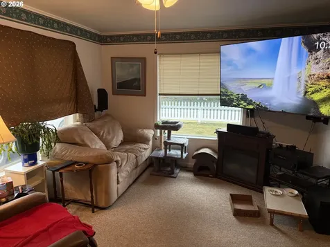 1021 4th Avenue Seaside OR 97138