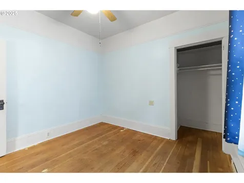 8227 N Woolsey Avenue Portland OR 97203