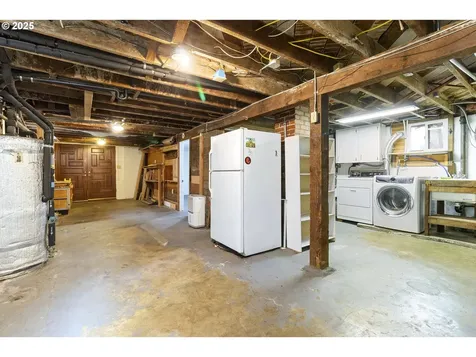 8227 N Woolsey Avenue Portland OR 97203