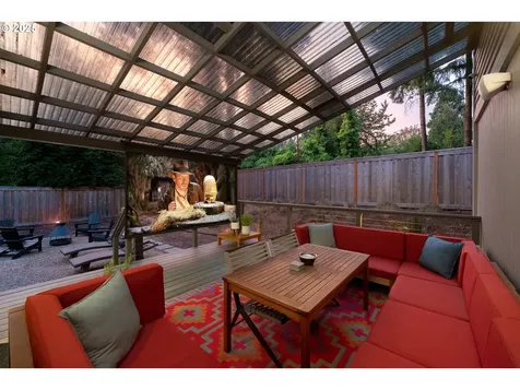 10117 SW 36th Place Portland OR 97219