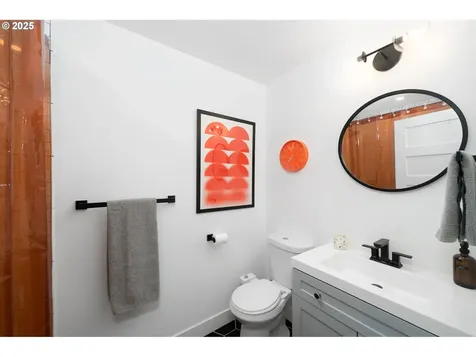 10117 SW 36th Place Portland OR 97219