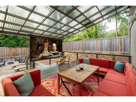 10117 SW 36th Place Portland OR 97219