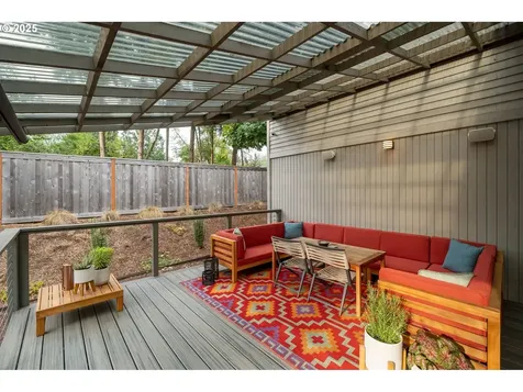 10117 SW 36th Place Portland OR 97219