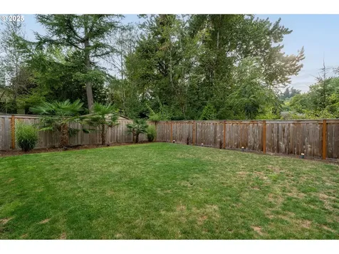 10117 SW 36th Place Portland OR 97219