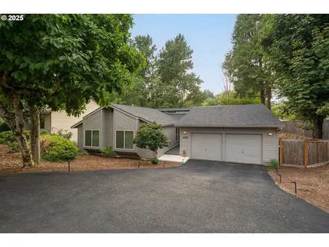 10117 SW 36th Place Portland OR 97219