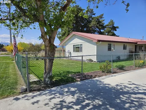 3110 Walnut Street Baker City OR 97814