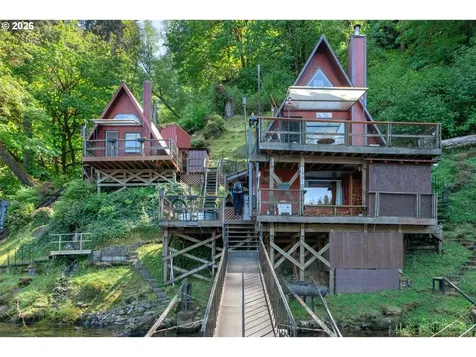 1901 Loon Lake Road Reedsport OR 97467