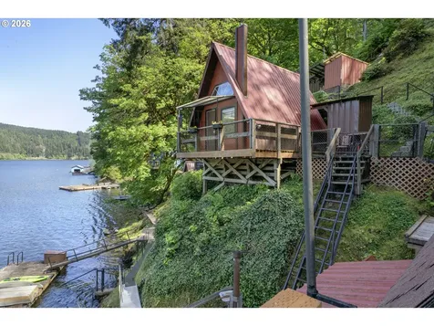 1901 Loon Lake Road Reedsport OR 97467