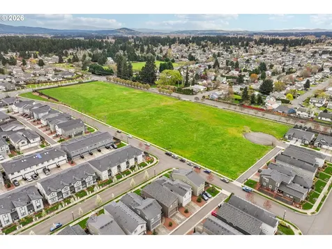 10004 NE 133rd Avenue Vancouver WA 98682