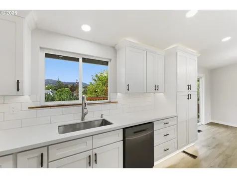 2188 SW Binford Lake Parkway Gresham OR 97080