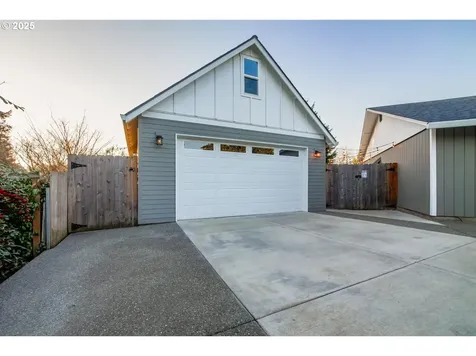 2012 SE 138th Court Vancouver WA 98683