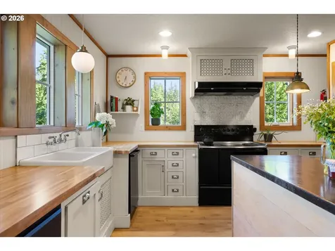 18210 NE 369th Circle Yacolt WA 98675