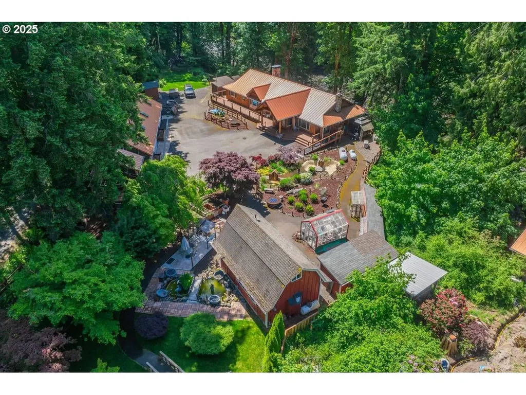 20525 E Mountain Country Lane Brightwood OR 97011
