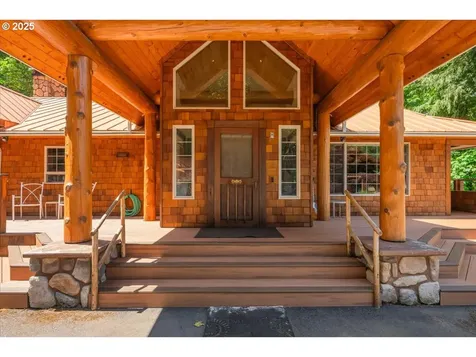 20525 E Mountain Country Lane Brightwood OR 97011