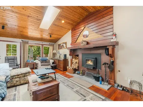 20525 E Mountain Country Lane Brightwood OR 97011