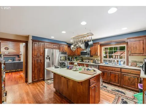 20525 E Mountain Country Lane Brightwood OR 97011