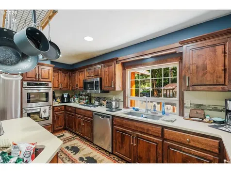 20525 E Mountain Country Lane Brightwood OR 97011