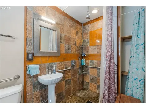 20525 E Mountain Country Lane Brightwood OR 97011