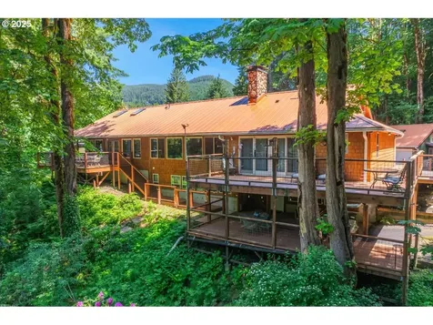 20525 E Mountain Country Lane Brightwood OR 97011