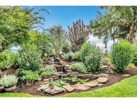 32043 Coburg Bottom Loop Road Eugene OR 97408