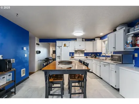 14717 NE 51st Street Vancouver WA 98682