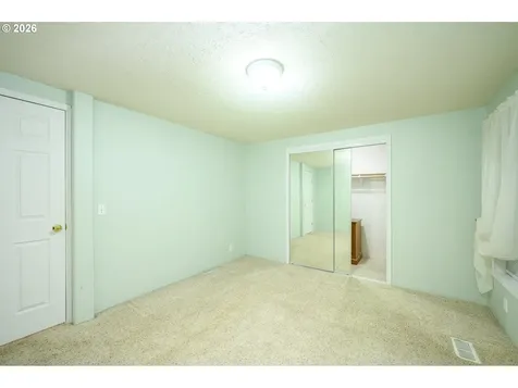 1401 W Ellendale Avenue Dallas OR 97338