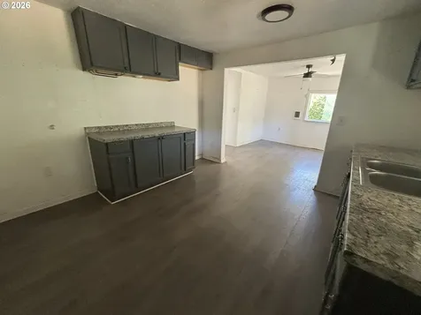 629 Charles Street Yoncalla OR 97499