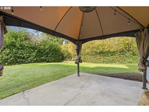 1235 SW Carson Street Portland OR 97219