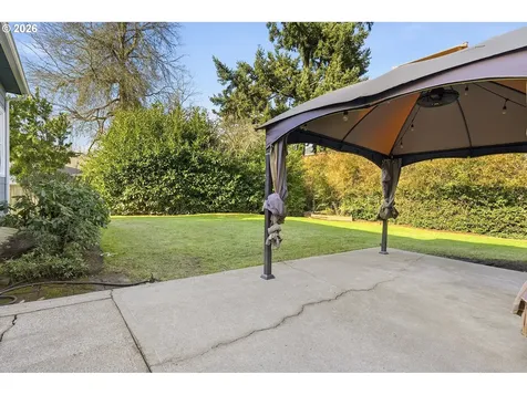 1235 SW Carson Street Portland OR 97219
