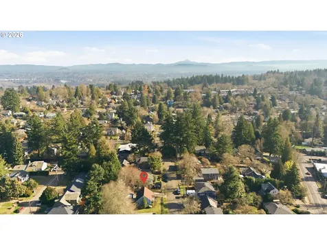 1235 SW Carson Street Portland OR 97219